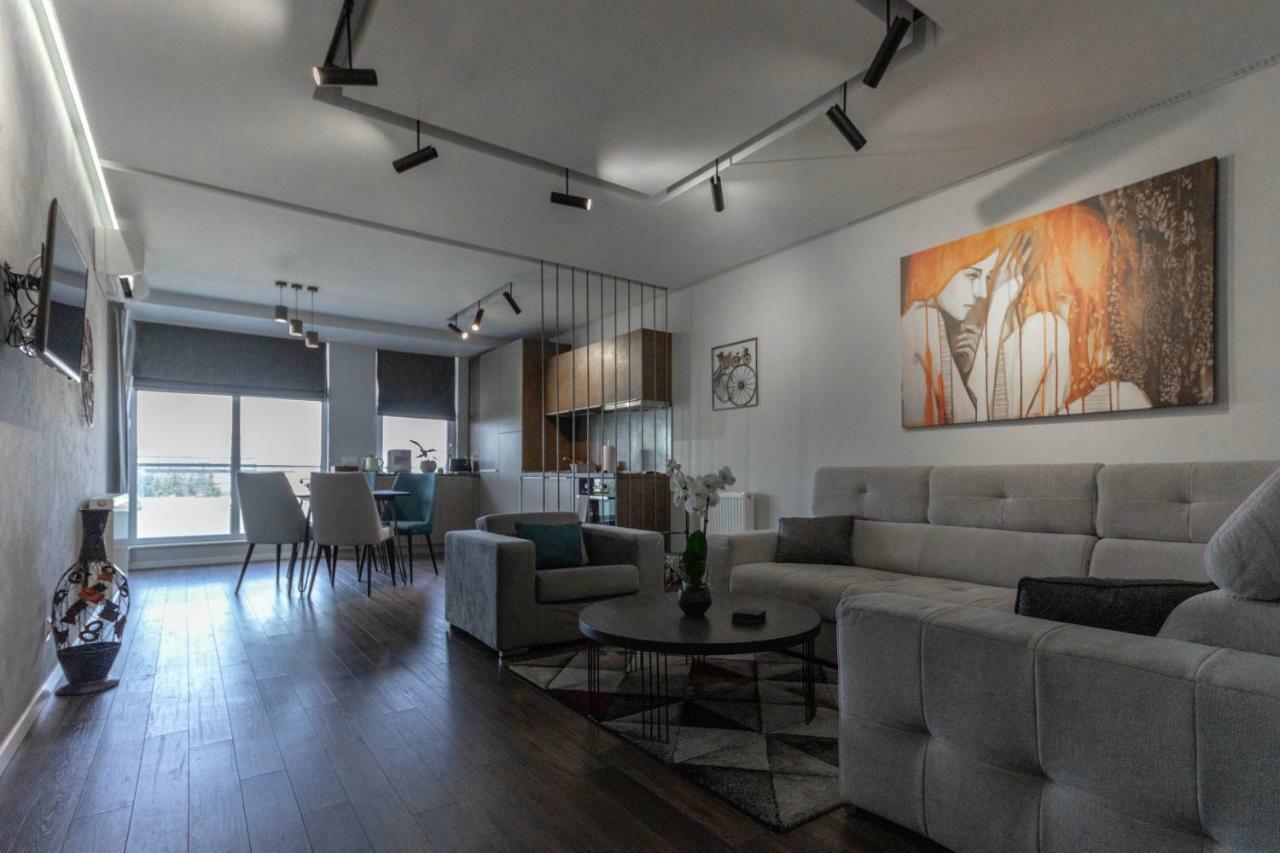 Ares Aparthotel Cluj-Napoca Extérieur photo