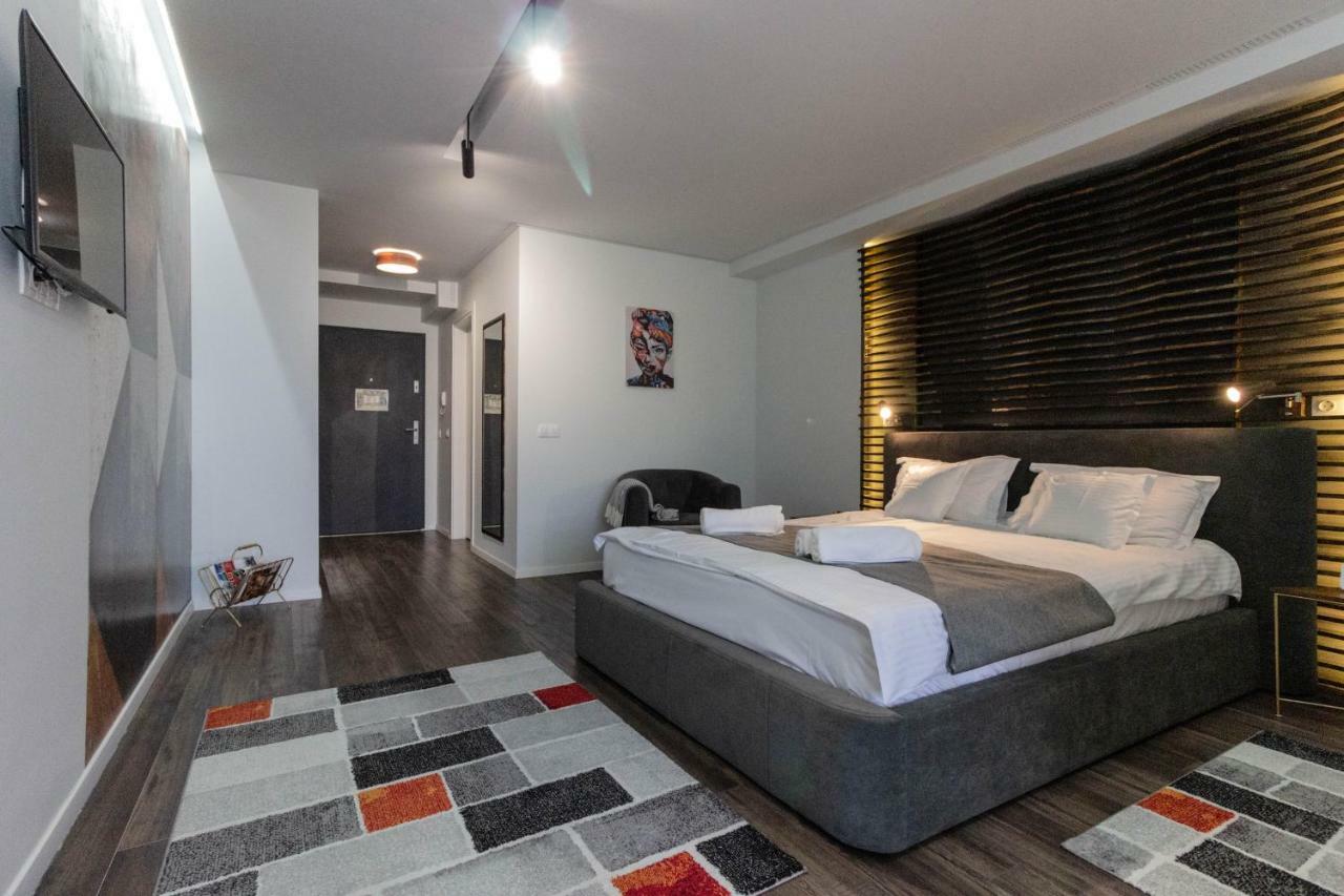 Ares Aparthotel Cluj-Napoca Extérieur photo