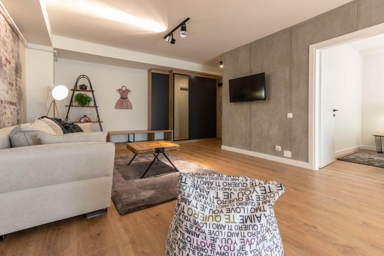 Ares Aparthotel Cluj-Napoca Extérieur photo