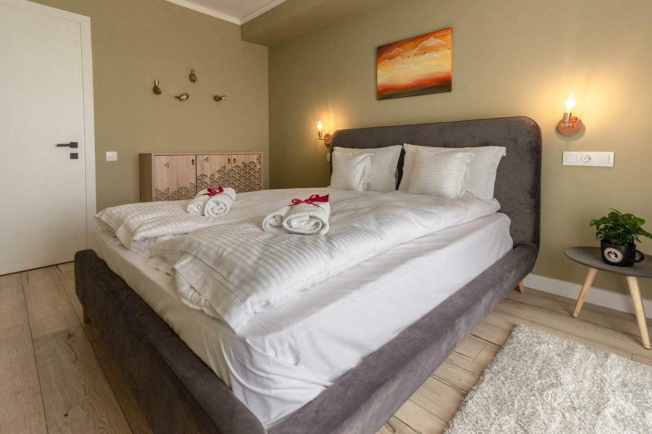 Ares Aparthotel Cluj-Napoca Extérieur photo