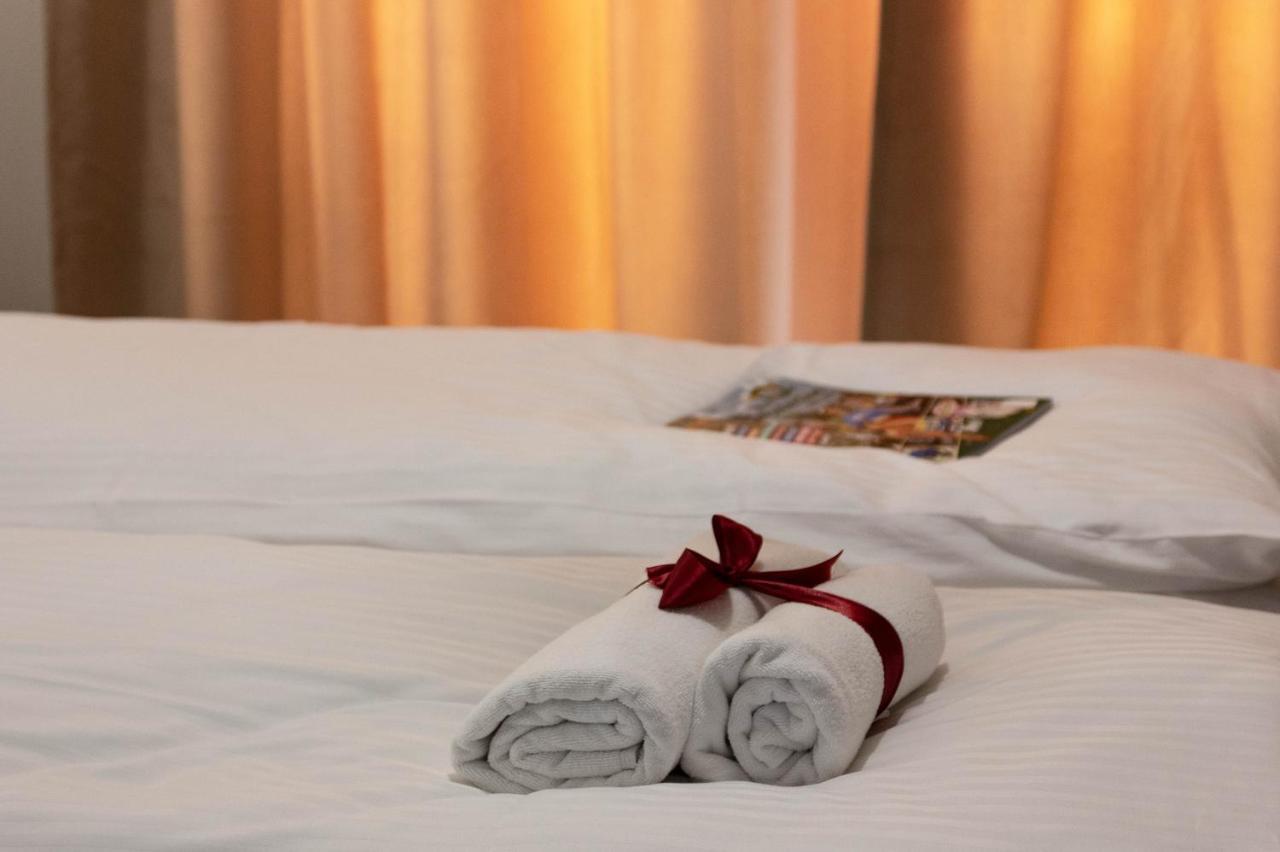 Ares Aparthotel Cluj-Napoca Extérieur photo